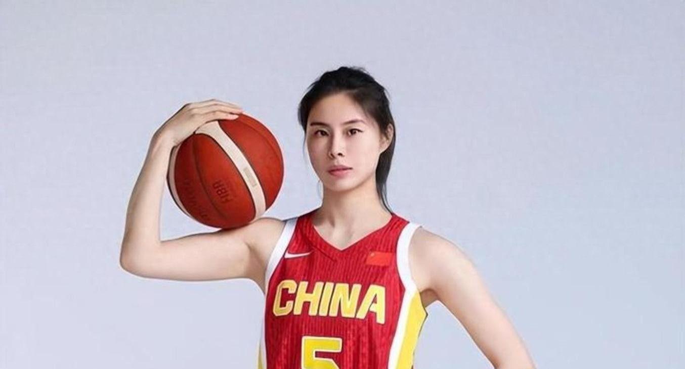 彩经网官网app下载-中国女篮战胜捷克女篮！听听各界媒体专家怎么说，苏群一针见血